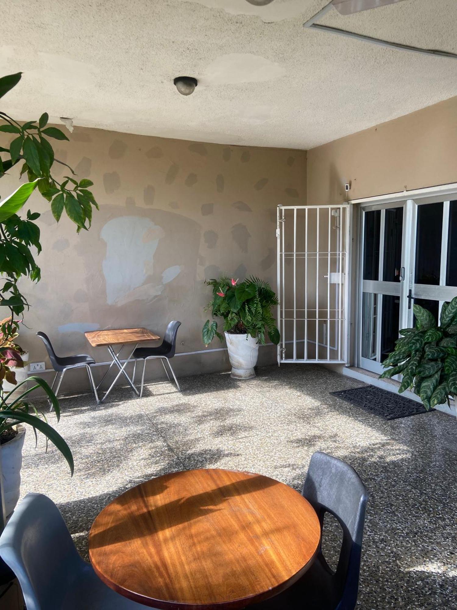 Hechtech House Apartment Accra Luaran gambar