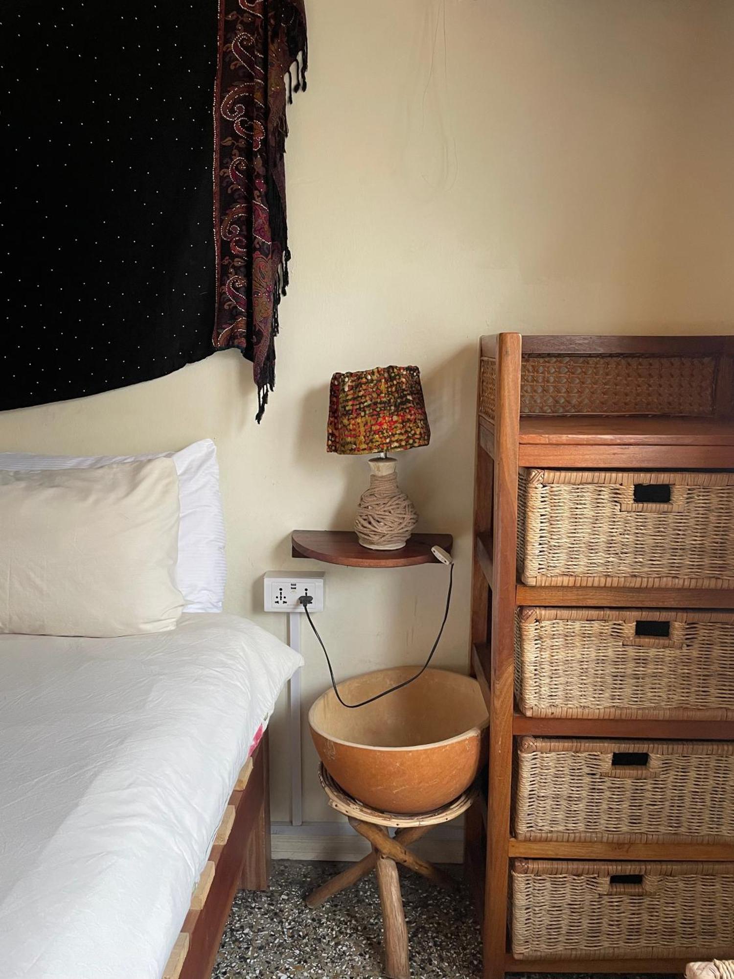 Hechtech House Apartment Accra Luaran gambar