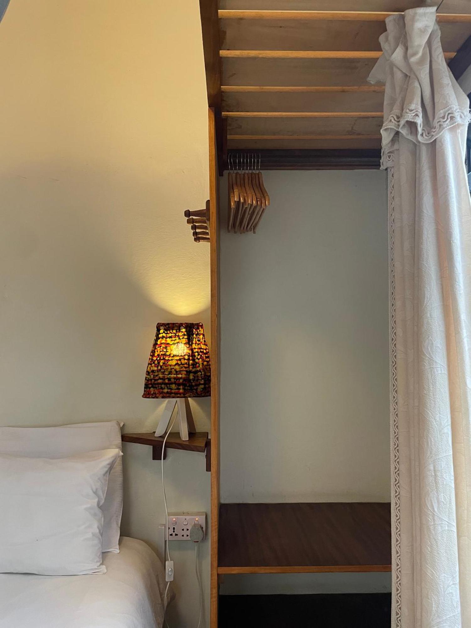 Hechtech House Apartment Accra Luaran gambar